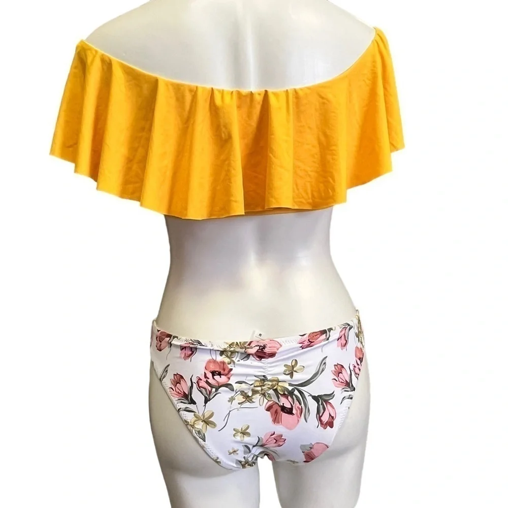 YELLOW Off The Shoulder Ruffle Bikini Floral Bottoms Medium NWT Cupshe Envya